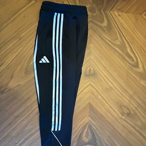 Adidas Men's Tiro Pants - Size Medium - fits like a small - Picture 5 of 16